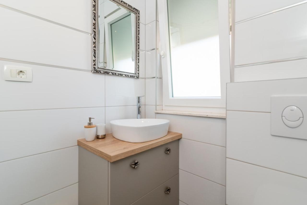 Apartmani Princi Трогір Екстер'єр фото