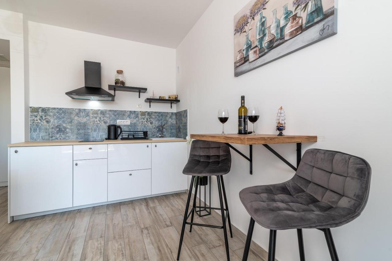 Apartmani Princi Трогір Екстер'єр фото