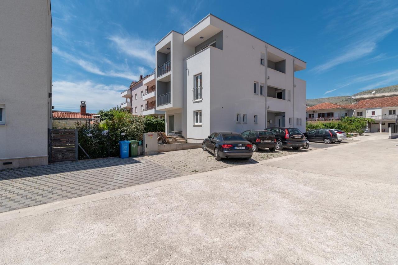 Apartmani Princi Трогір Екстер'єр фото